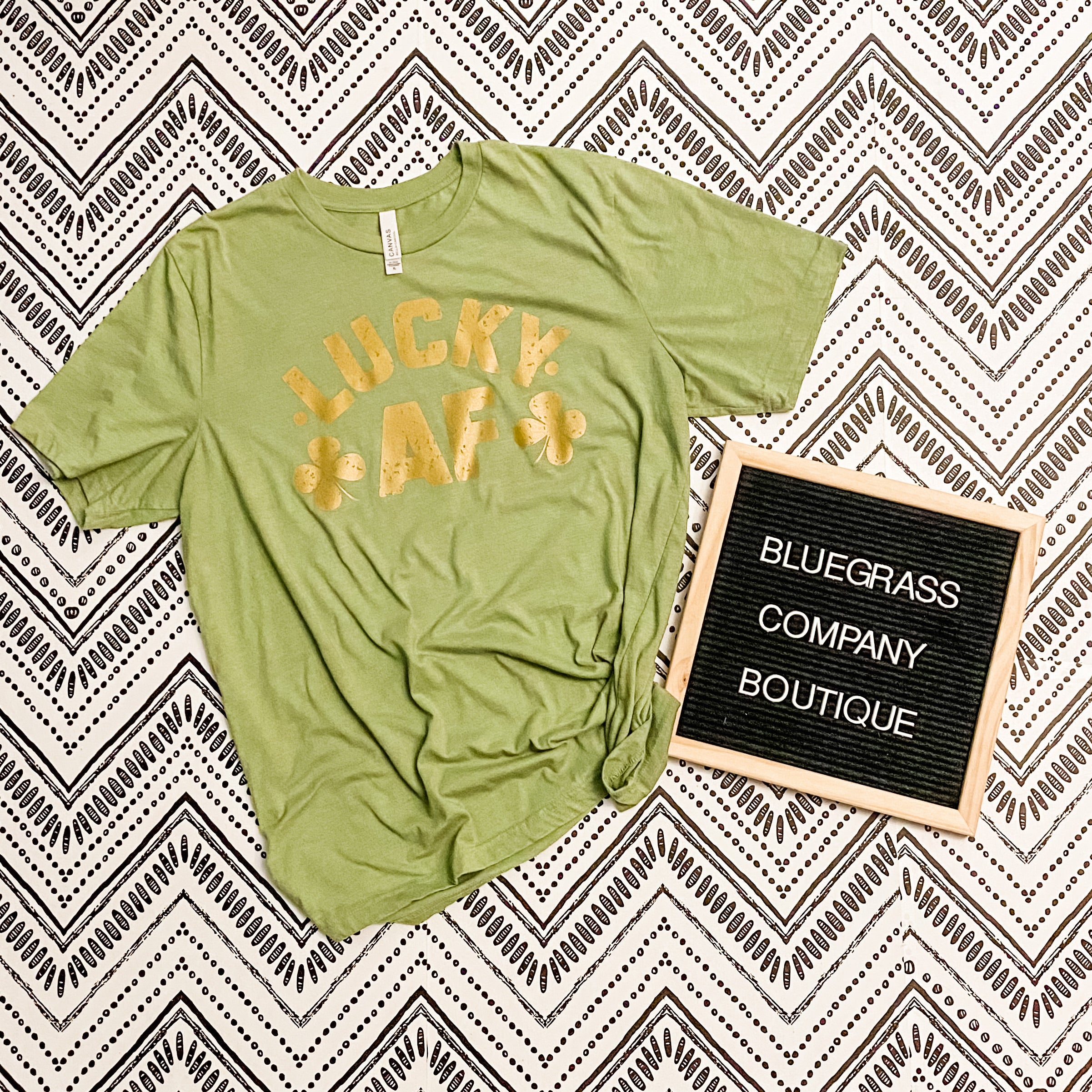 Lucky AF Metallic Gold Tee - Heather Grass Green